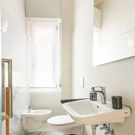 Freeland House * Parma