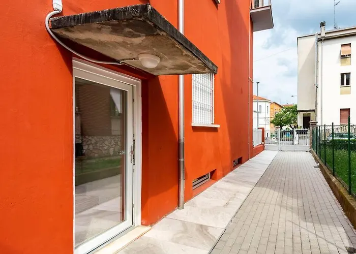 Freeland House Appartement *